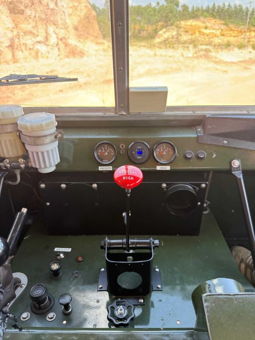 Land Rover Forward Control 101