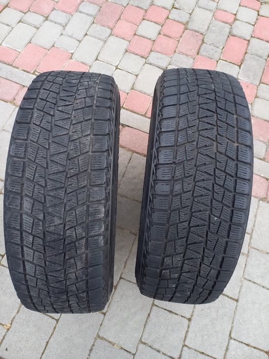 Шини зимові 215 65 16