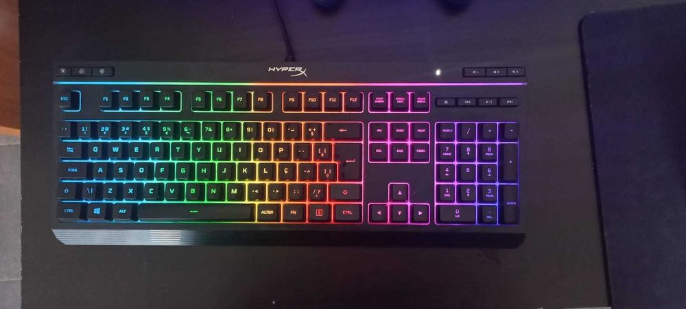 Teclado Gamer HYPER X