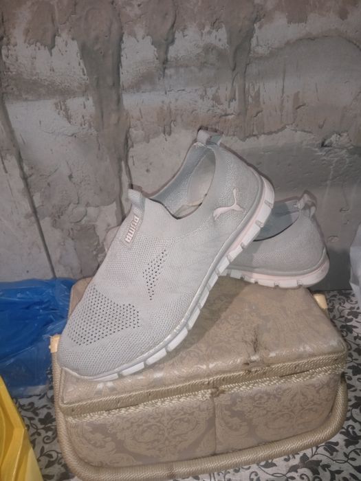 Кросівки чоловічі літо 38 розм  Puma