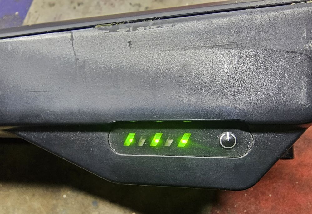 Bateria rowerowa Bosch 400 Wh na bagażnik - uszkodzona