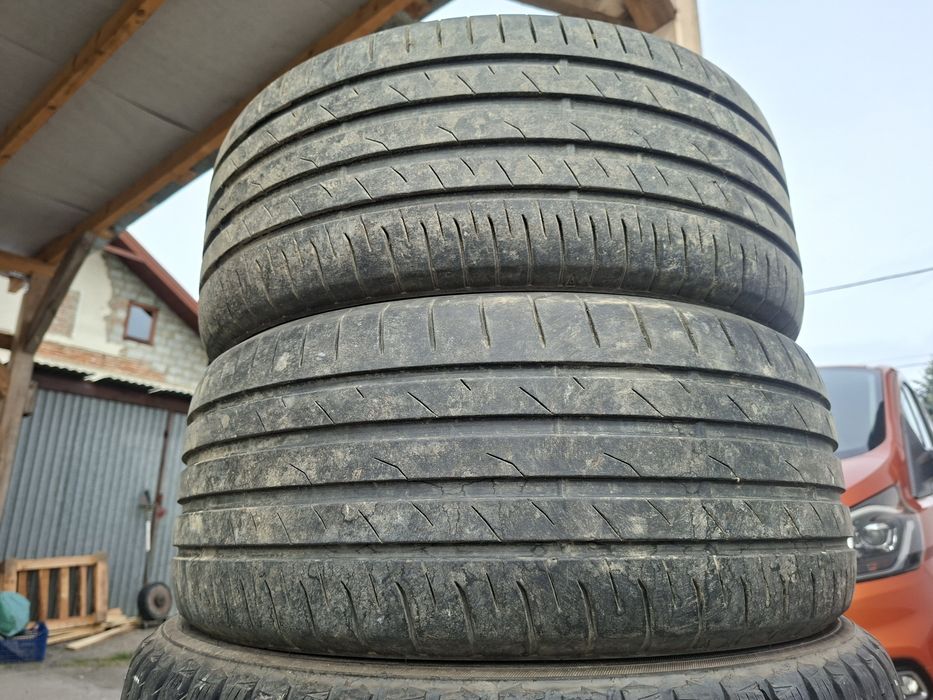 Opony letnie Toyo 235/50R17
