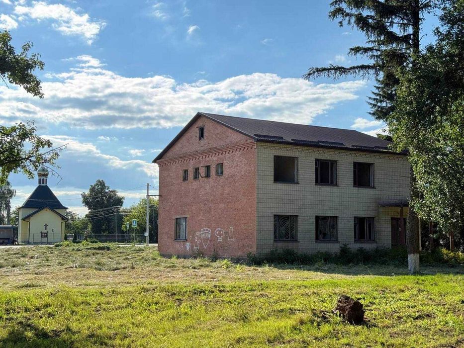 Продаж комерційного приміщення 248 м2, 16 соток