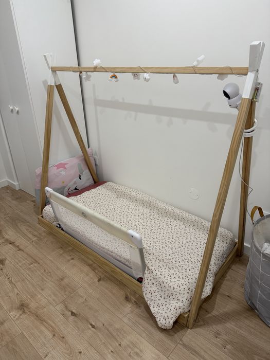 Cama + colchão + proteção