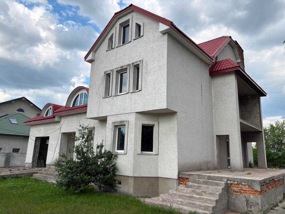 Продам будинок поруч з лісом та річкою Дніпро. Кривуші.