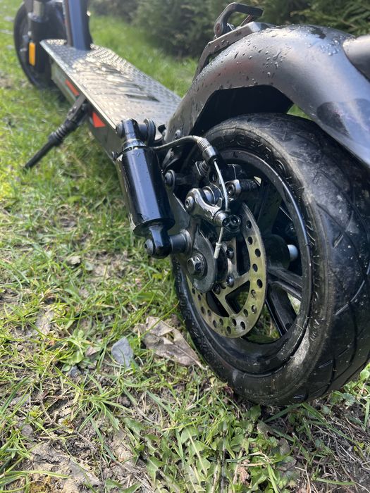 Hulajnoga elektryczna ducati pro evo II