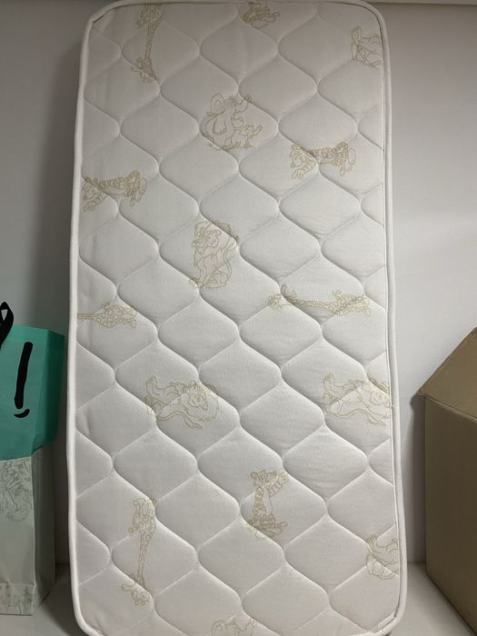Colchao berço 118 cm*58cm Bebe