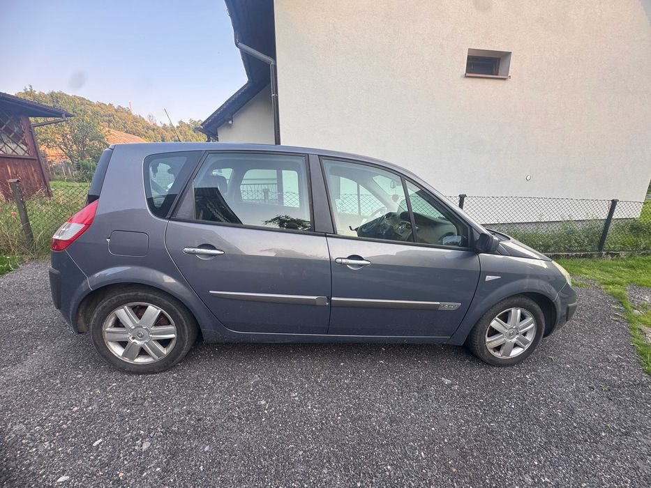 Renault SCENIC  2006r.   1.6  Klimatronic