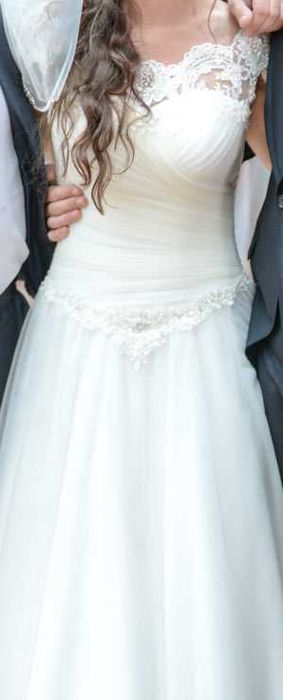 Suknia ślubna kremowa wiązana 40