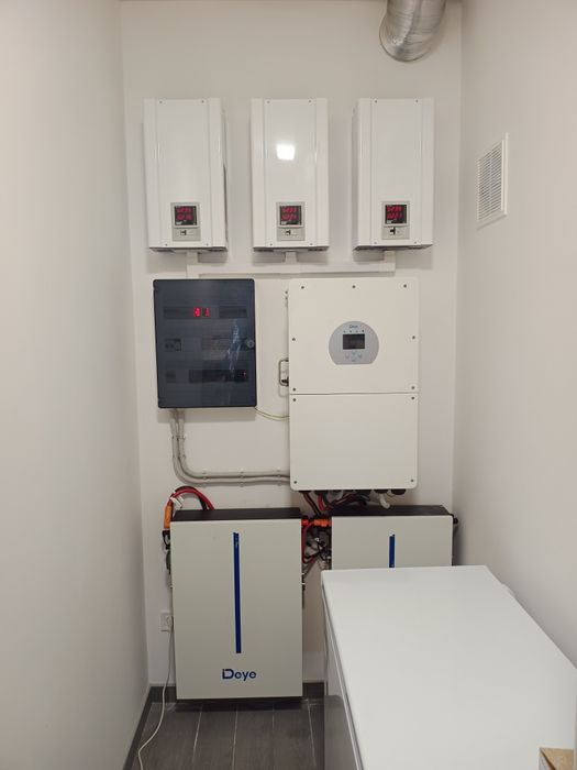 Монтаж та установка инверторов . Монтаж солнечных панелей