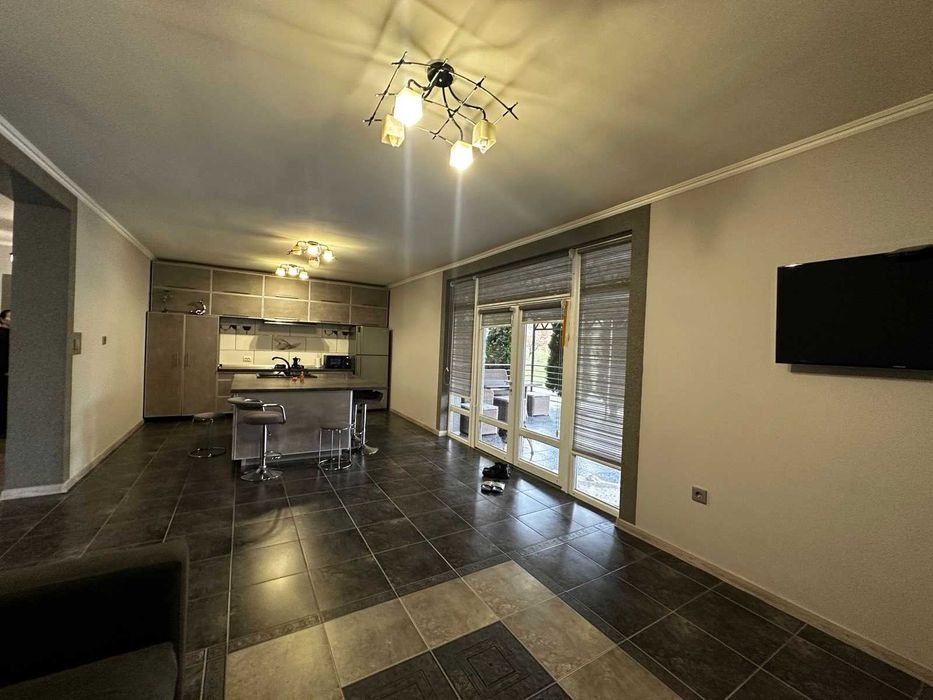 Продається будинок у Тячеві