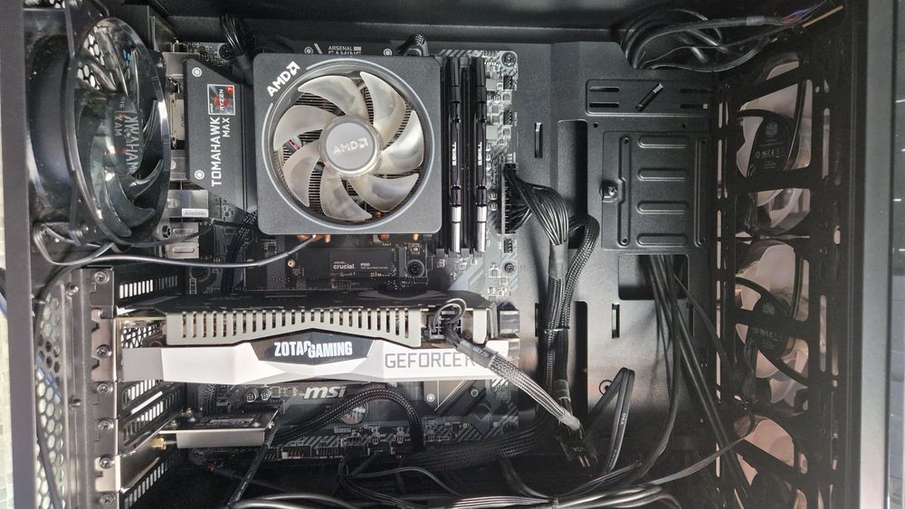 PC Gaming - Ryzen 7 3700X - RTX 2060 SUPER