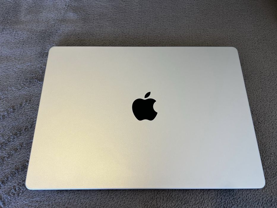 MacBook Pro 14” – Cinza (Como Novo, na Caixa)