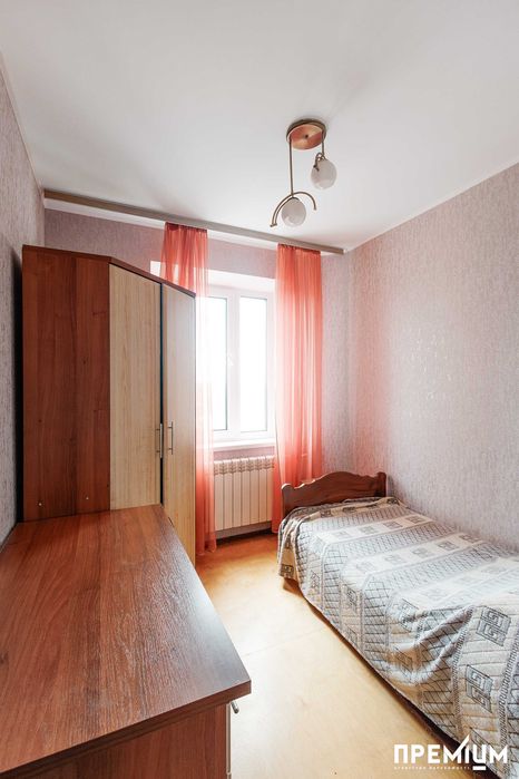 Продаж 3-х. кімнатна квартира вул.В.Дивізії