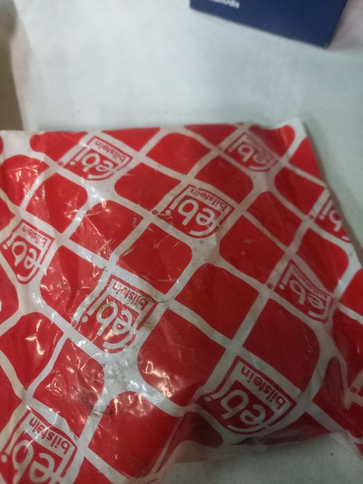 Задни саленблокі Reno daster 4x4