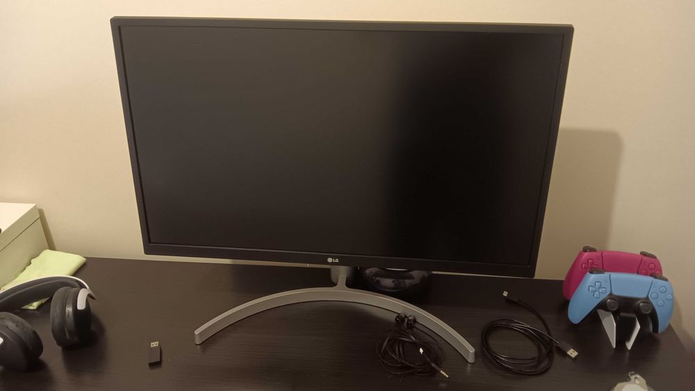 Monitor LG 27UL550-W (27'' - 4K Ultra HD - IPS FreeSync)