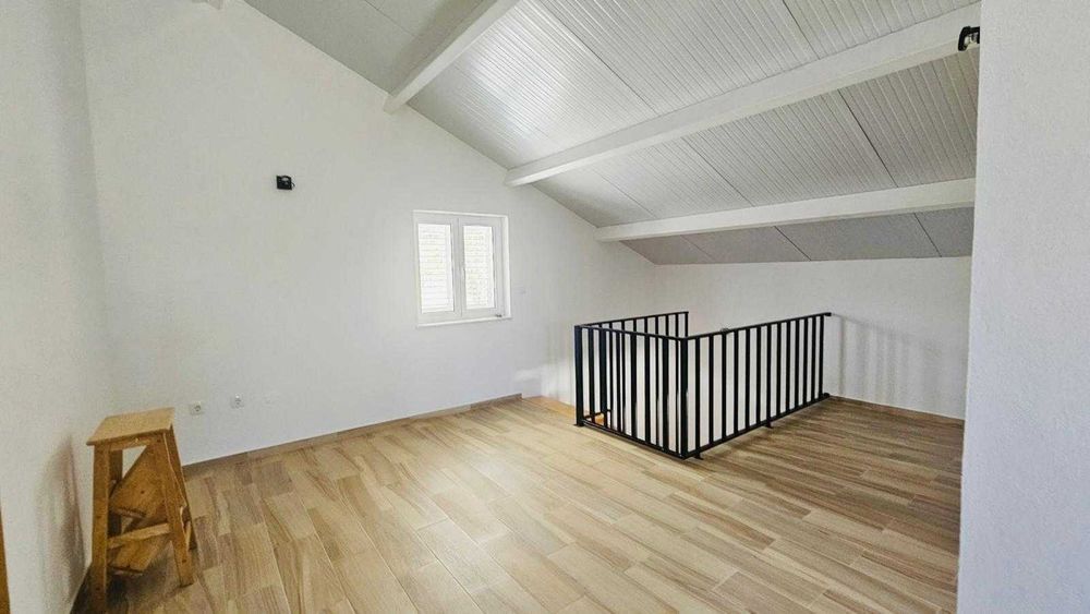Moradia Totalmente Renovada