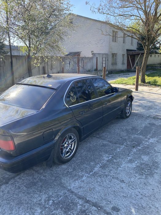 Продам BMW   Е 34