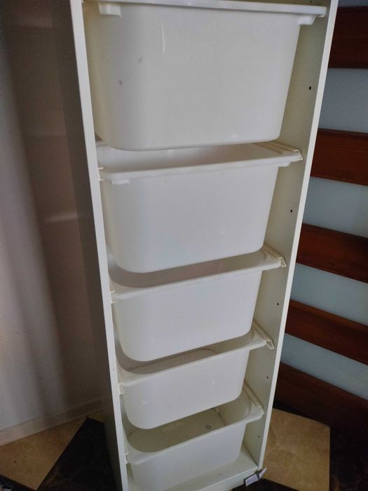 Półka stojąca biała