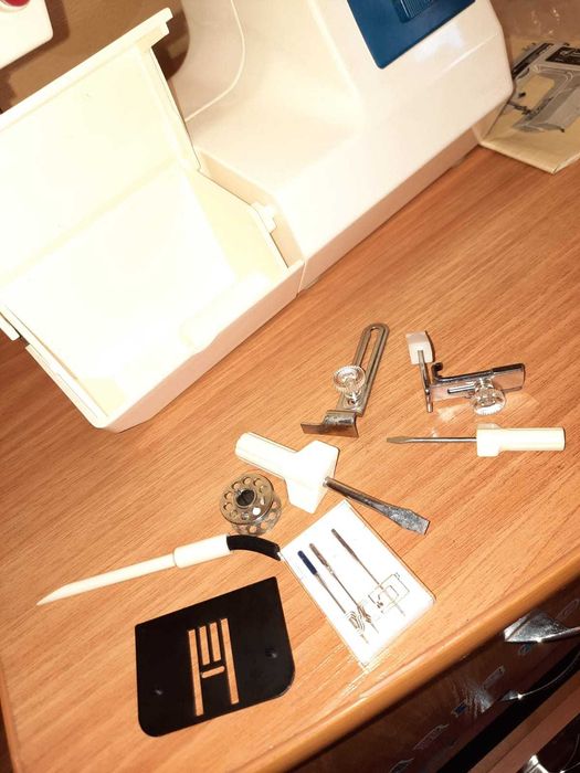 Швейная машинка Mini Jaguar 493