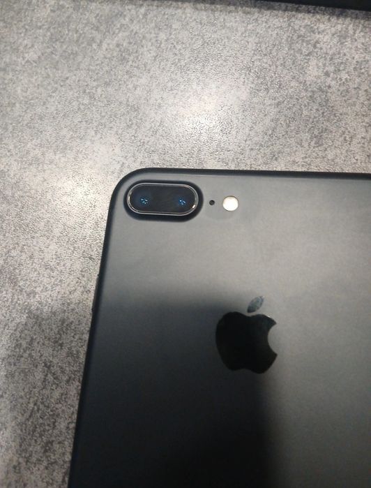 Iphone 7 Plus dobry
