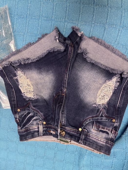 Fato de banho, vestidos  e bermuda