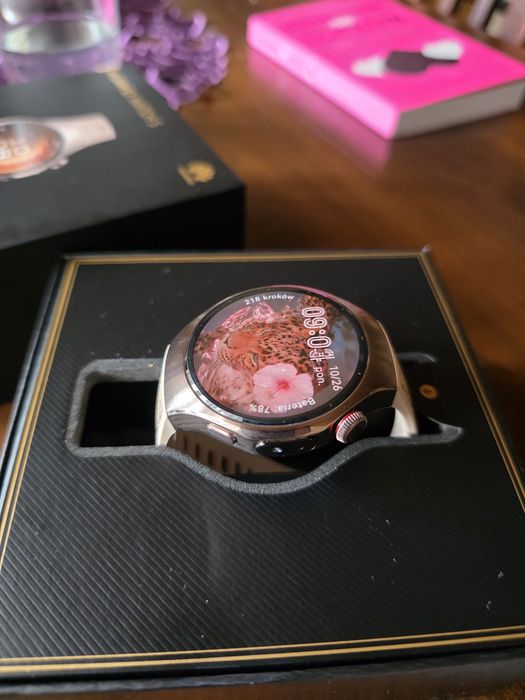 Huawei watch 5 Gold