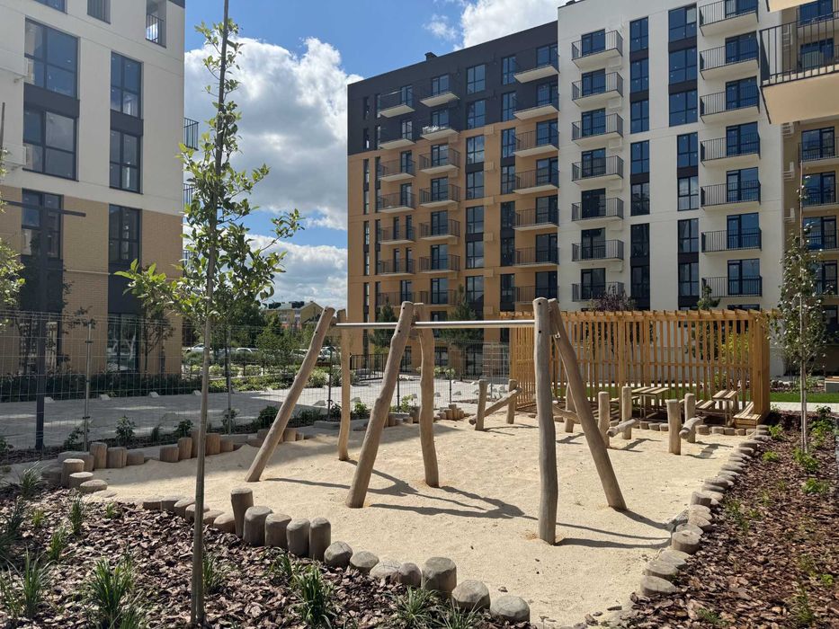 Продаж(Єоселя) 1-кімнатної квартири 37 кв.м Пустомити (9км.від Львова)