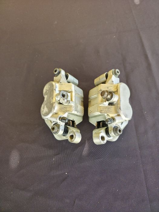 Pinças Travão Dianteiro de Yamaha Wildstar xv1600