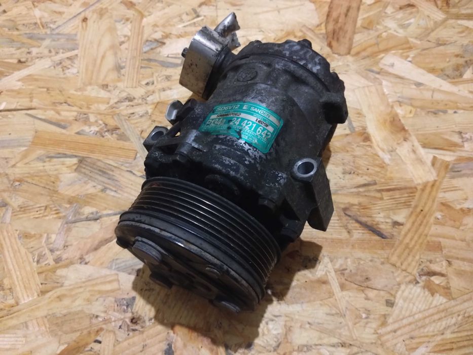 Компресор кондиціонера Opel Meriva A Corsa C Combo 1.7 CDTI 24421642