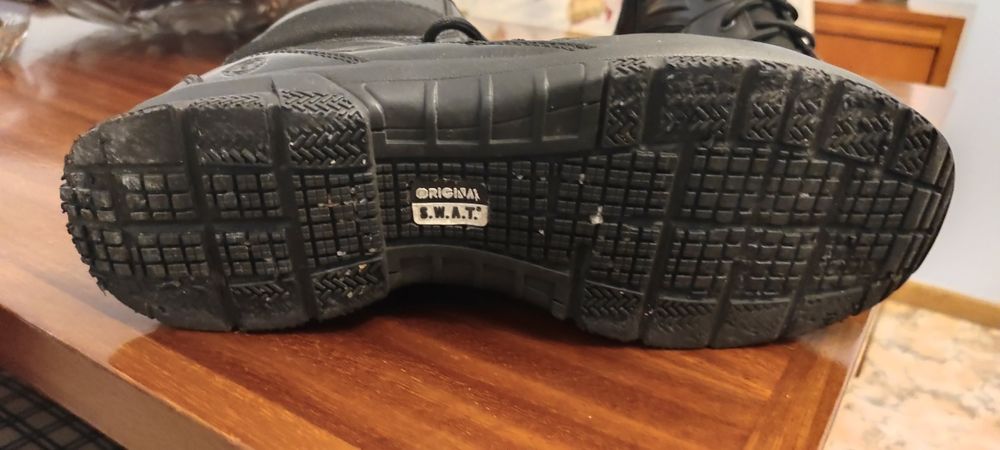 Botas para vigilância