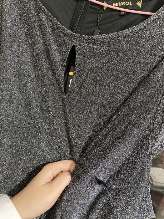 Sukienka dluga brokatowa