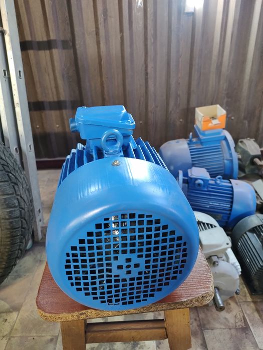 Электродвигатель електромотор електродвигун 3 кВт 1500 Обертів