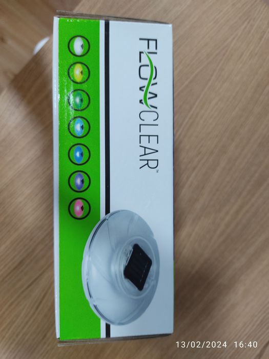 Lâmpada Solar Flutuante p/ Piscina Solar-Float Lamp 18cm Bestway.

Ind