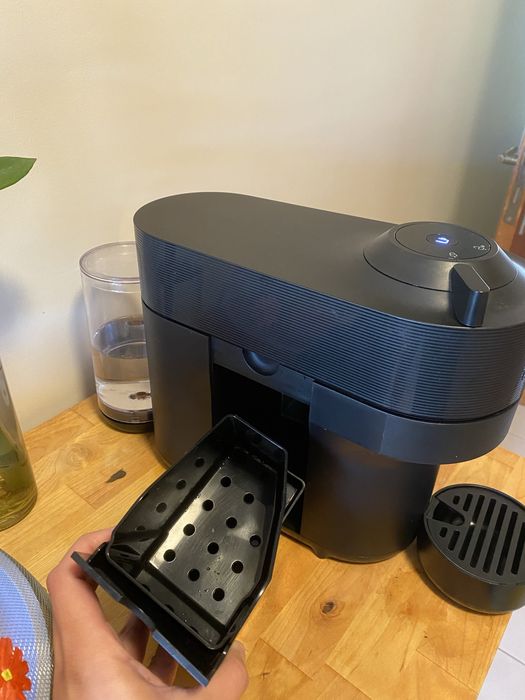Máquina Nespresso Vertuo Pop Preta