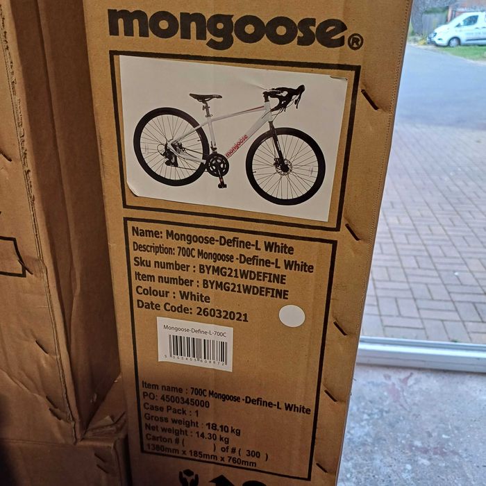 Nowy rower Czerwony Pro, czarny, bialy Mongoose Gravel Define 28 Inch
