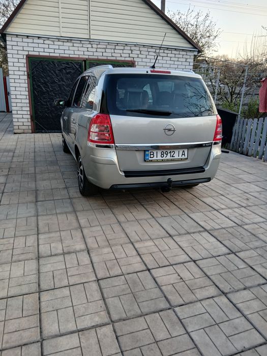 власне авто 2,5р в Україні. Автівка після Т.О.