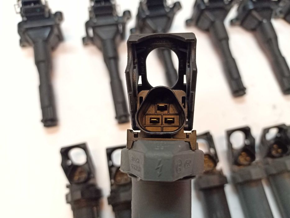 BMW E36 E38 E39 E46 E53 E60 E70 E81 E90 Cewka zapłonowa 2.0i 3.0i