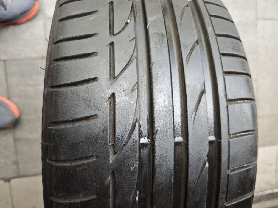Продам ОДНО колесо 225/40 R19 Bridgestone Potenza S001