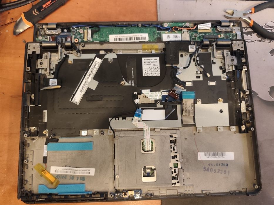 Lenovo ThinkPad Yoga matryca, klawiatura zawiasy
