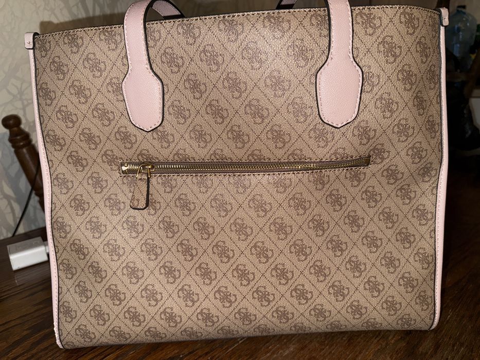 Torebka Guess na ramię