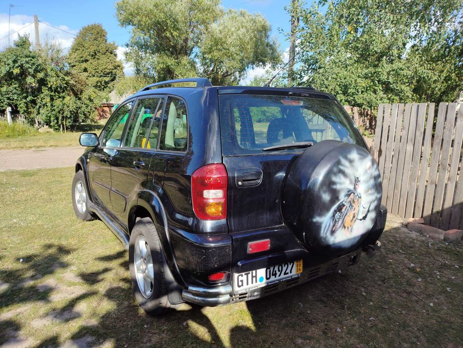 RAV4 для військових