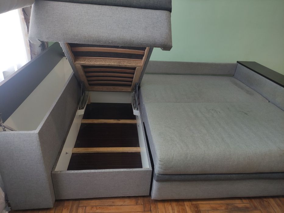 М'які меблі,  куток для вітьльні