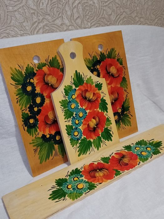 Набір кухонних дошок для нарізки з українським орнаментом