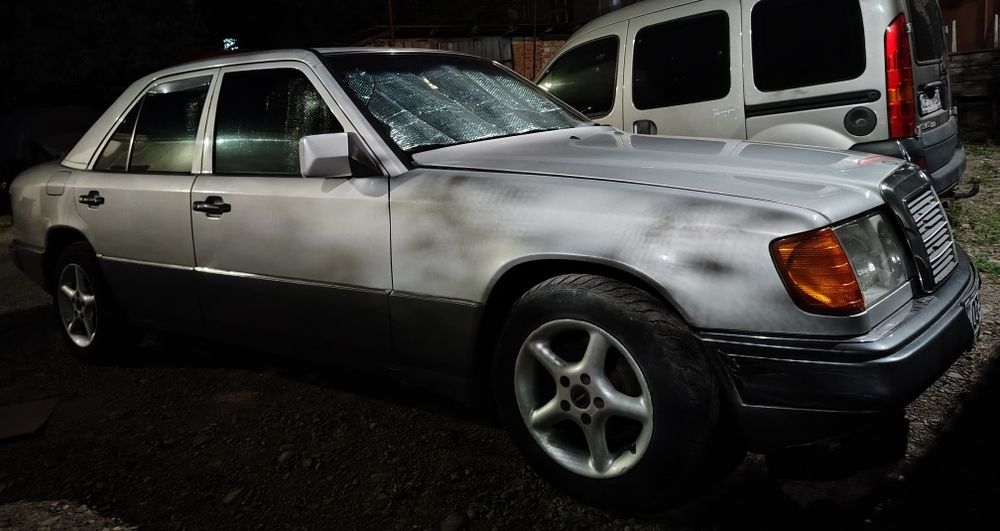 Mercedes-Benz E-Class 1992 VIN WDB1241251B700355 фото оголошення 19 з 24