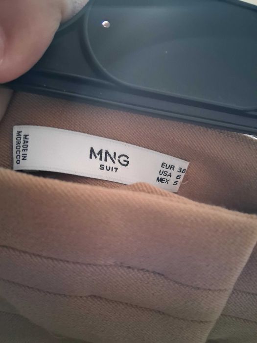 Calça Mango,com blusa Zara