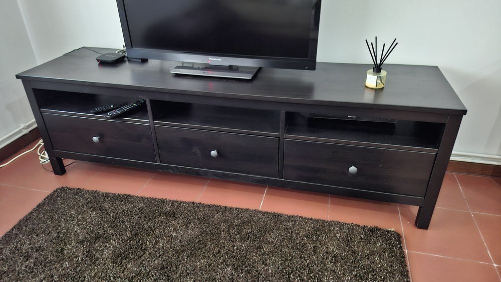 Móvel de TV (182.5 x 48 x 55.5cm)