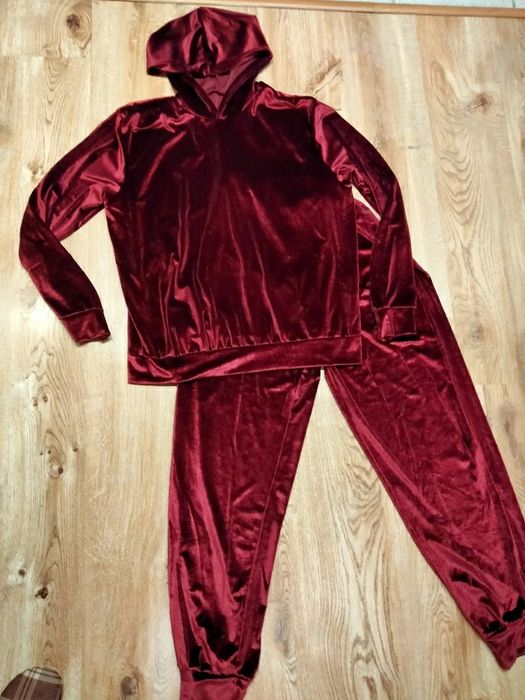 50-52.Велюровий,прогулочний спортивний костюм