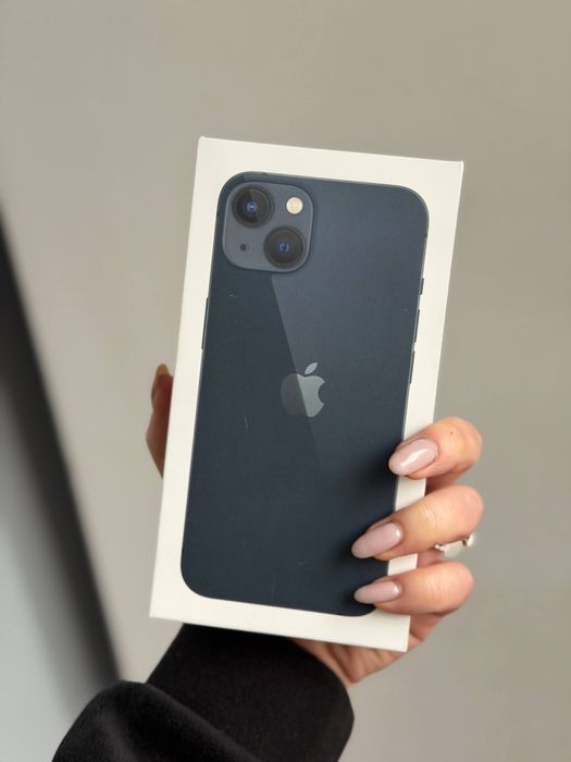 Apple iPhone 13 128GB Midnight. New. R-sim. Америка