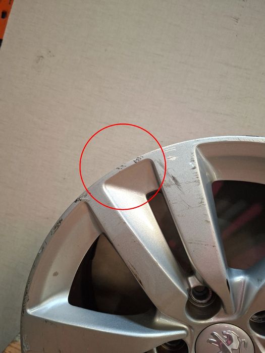 Jante trás direita PEUGEOT 308 II